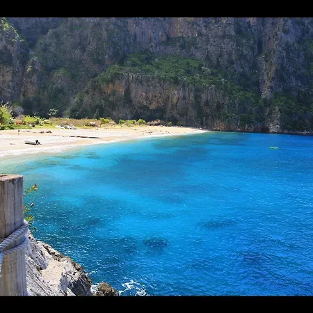 Blue Lagoon * Cedit